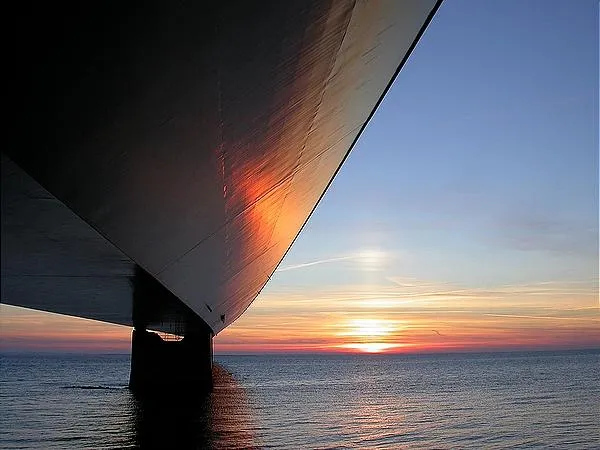 User submitted picture: Bridge in the evening sun